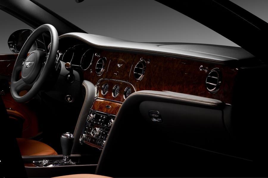  Bentley Mulsanne 2010 года  (фото 168 из 262)